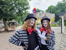 Lekcja Iluzji z Adeptami