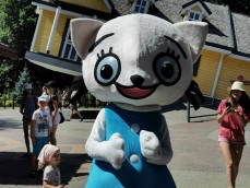 Zabawy z Kicią Kocią